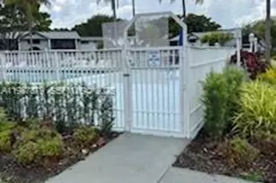 468 NE 206th Ln, Miami, FL 33179 - Photo 35