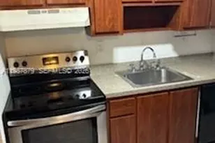 468 NE 206th Ln, Miami, FL 33179 - Photo 19