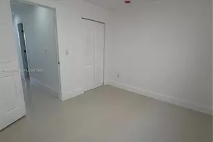 1550 W 7th Ct, Hialeah, FL 33010 - Photo 3