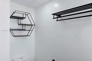 13499 Biscayne Blvd, North Miami, FL 33181 - Photo 27