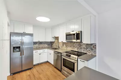 13499 Biscayne Blvd #613, North Miami, FL 33181 - Photo 3