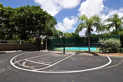 19901 E Country Club Dr #2206, Aventura, FL 33180 - Photo 25