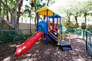 19901 E Country Club Dr, Aventura, FL 33180 - Photo 27