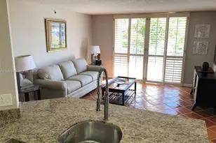 19901 E Country Club Dr, Aventura, FL 33180 - Photo 7