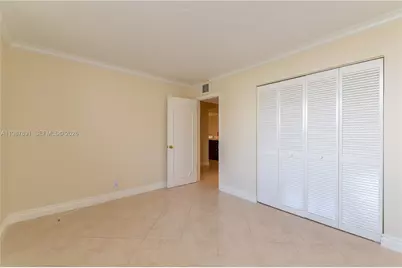 545 SE 12th St #305, Dania Beach, FL 33004 - Photo 3