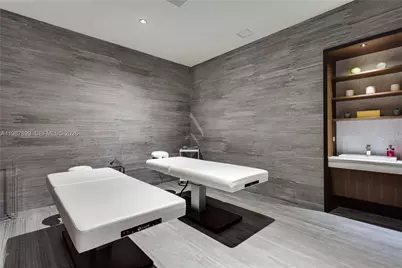 45 SW 9th St #2009, Miami, FL 33130 - Photo 23
