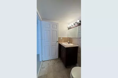 17021 N Bay Rd #1015, Sunny Isles Beach, FL 33160 - Photo 17