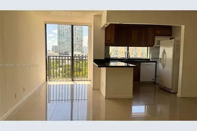 17021 N Bay Rd #1015, Sunny Isles Beach, FL 33160 - Photo 5