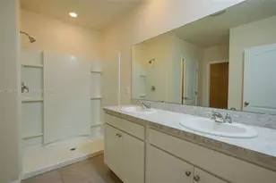 660 Cotulla Dr, Kissimmee, FL 34758 - Photo 31