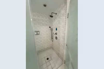 5300 NW 87th Ave #114, Doral, FL 33178 - Photo 17