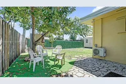 1007 N 31st Rd, Hollywood, FL 33021 - Photo 43