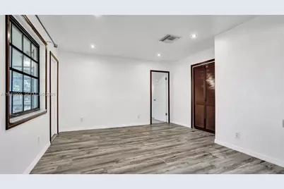 1007 N 31st Rd, Hollywood, FL 33021 - Photo 15