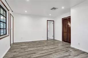 1007 N 31st Rd, Hollywood, FL 33021 - Photo 15