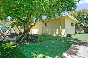 1007 N 31st Rd, Hollywood, FL 33021 - Photo 53