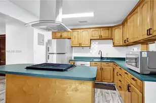 1007 N 31st Rd, Hollywood, FL 33021 - Photo 15