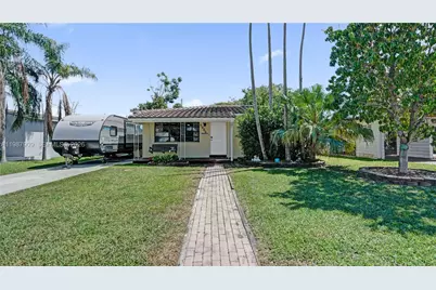 1007 N 31st Rd, Hollywood, FL 33021 - Photo 1