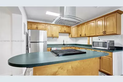 1007 N 31st Rd, Hollywood, FL 33021 - Photo 13