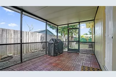 1007 N 31st Rd, Hollywood, FL 33021 - Photo 41