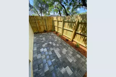 615 NE 26th St #2, Wilton Manors, FL 33305 - Photo 19