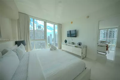 [Address not provided], Miami, FL 33131 - Photo 19