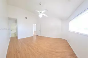 3445 NW 44th St, Oakland Park, FL 33309 - Photo 11