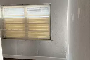 217 E 48th St, Hialeah, FL 33013 - Photo 13