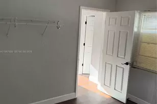 217 E 48th St, Hialeah, FL 33013 - Photo 15