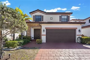 10521 W 35th Way, Hialeah, FL 33018 - Photo 27