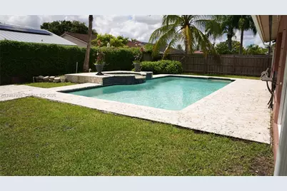 14856 SW 174th St, Miami, FL 33187 - Photo 9