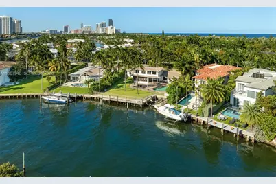 268 S Parkway, Golden Beach, FL 33160 - Photo 11