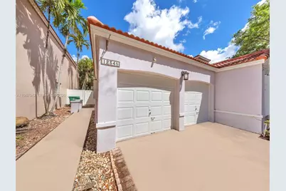 12345 NW 1st St, Plantation, FL 33325 - Photo 29