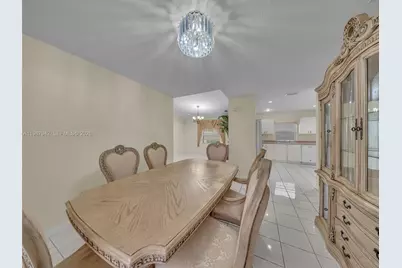 12345 NW 1st St, Plantation, FL 33325 - Photo 7