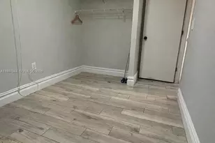 8851 NW 119th St, Hialeah Gardens, FL 33018 - Photo 5