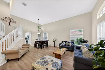 1511 NW 168th Ave, Pembroke Pines, FL 33028 - Photo 3