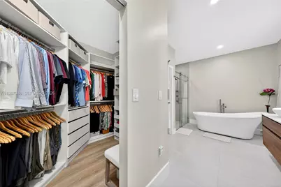 1511 NW 168th Ave, Pembroke Pines, FL 33028 - Photo 37