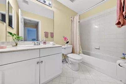 1511 NW 168th Ave, Pembroke Pines, FL 33028 - Photo 45