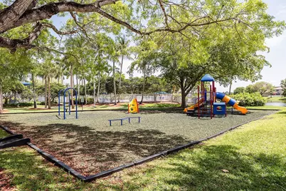 1511 NW 168th Ave, Pembroke Pines, FL 33028 - Photo 121