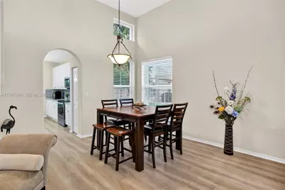 1511 NW 168th Ave, Pembroke Pines, FL 33028 - Photo 15