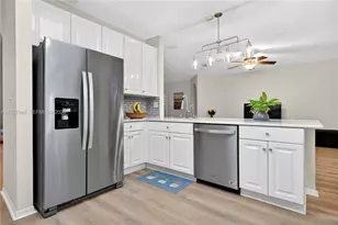 1511 NW 168th Ave, Pembroke Pines, FL 33028 - Photo 21