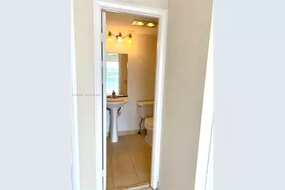 400 Golden Isles Dr #43, Hallandale Beach, FL 33009 - Photo 11
