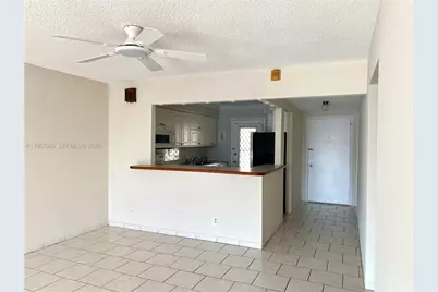 400 Golden Isles Dr #43, Hallandale Beach, FL 33009 - Photo 5