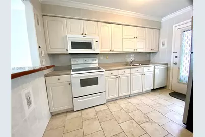 400 Golden Isles Dr #43, Hallandale Beach, FL 33009 - Photo 3
