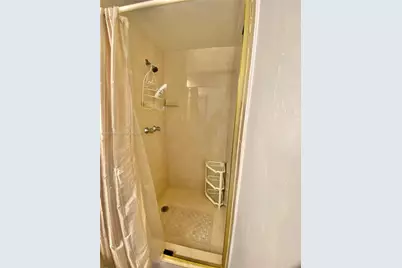 400 Golden Isles Dr #43, Hallandale Beach, FL 33009 - Photo 11