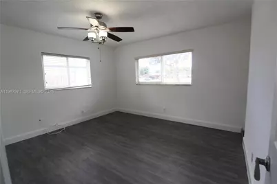 5160 SW 8th St, Margate, FL 33068 - Photo 15