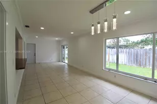 5160 SW 8th St, Margate, FL 33068 - Photo 15