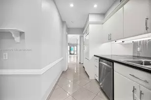 4020 N Hills Dr, Hollywood, FL 33021 - Photo 33