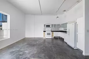 10 SW South River Dr, Miami, FL 33130 - Photo 3