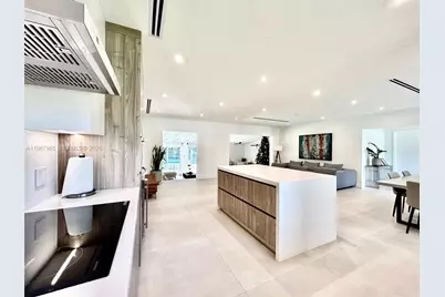 7800 SW 96th St, Miami, FL 33156 - Photo 9