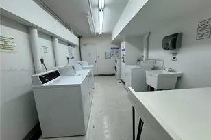 100 Lincoln Rd, Miami Beach, FL 33139 - Photo 37