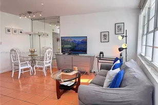 100 Lincoln Rd, Miami Beach, FL 33139 - Photo 3